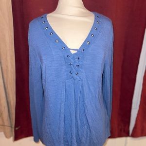 Cupio long sleeved, lace up top, NWT